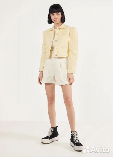 Джинсовая куртка bershka