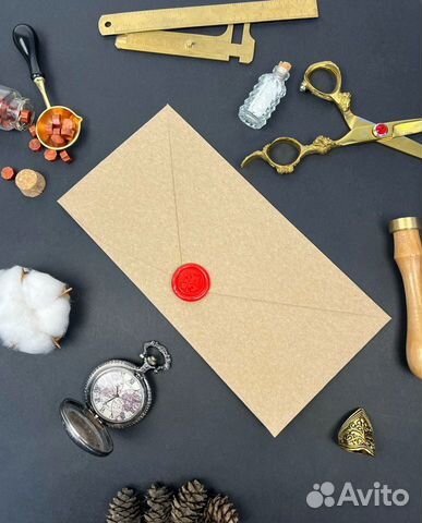Конверт из крафта с сургучом