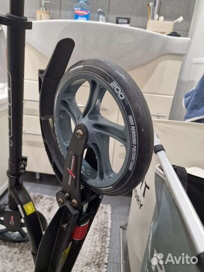 Самокат взрослый с большими колесами