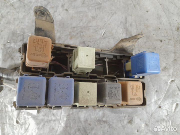 Блок предохранителей Nissan Maxima A32 1994-2000
