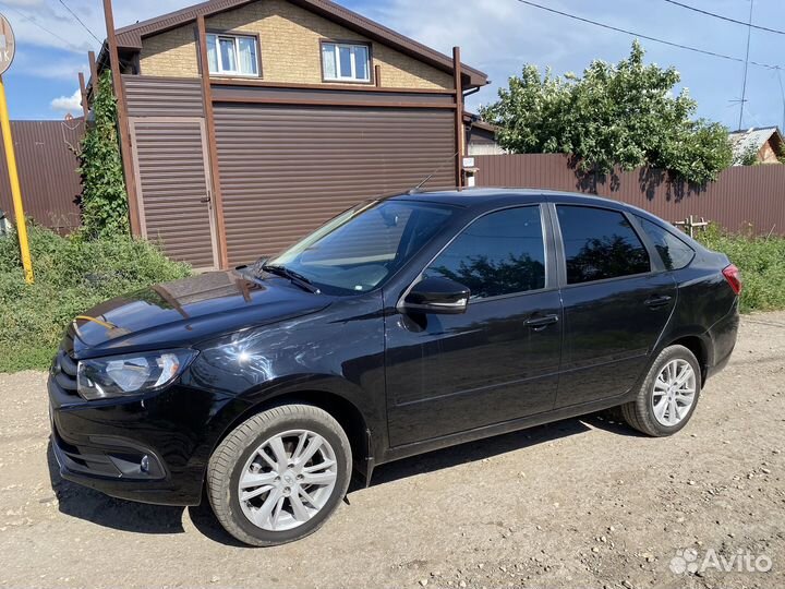 LADA Granta 1.6 МТ, 2023, 21 000 км