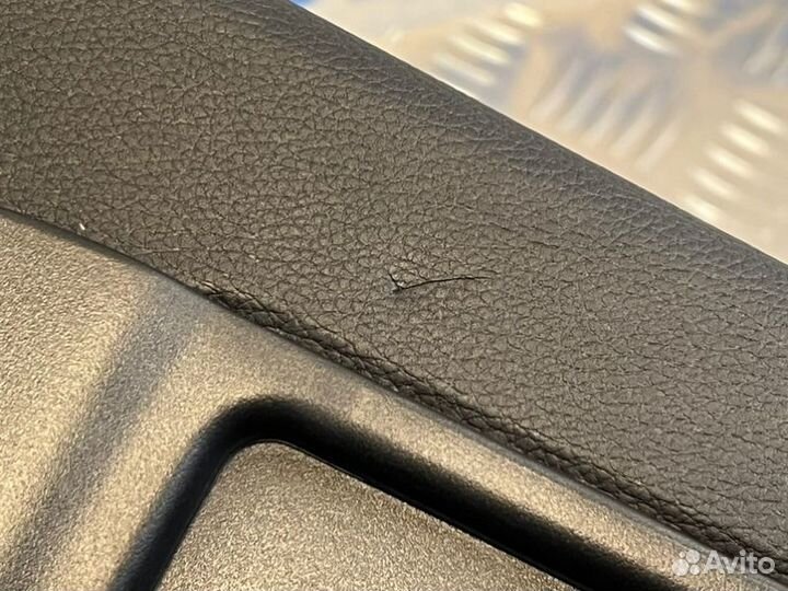 Козырек солнцезащитный правый Bmw E92 2009