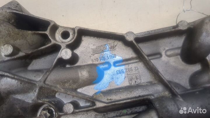 Корпус масляного фильтра Chevrolet Cruze, 2009