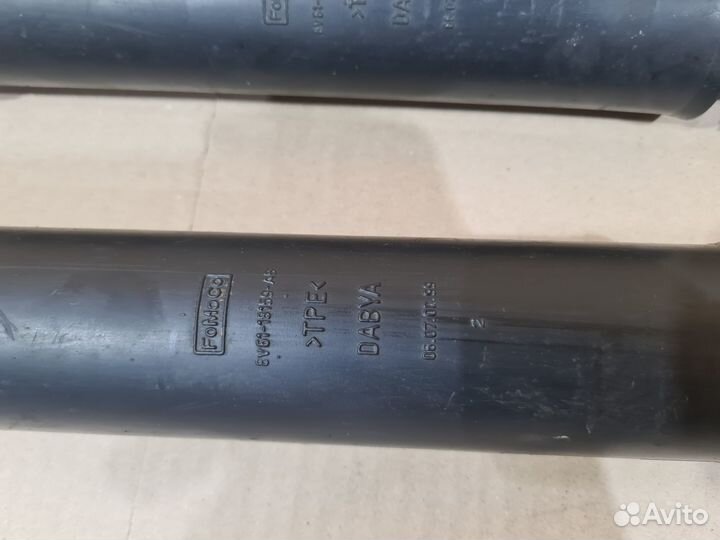 Задние стойки в сборе Ford Focus 3