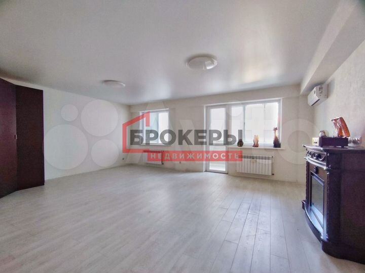 2-к. квартира, 86 м², 1/9 эт.