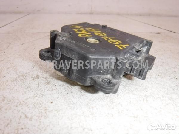 Моторчик заслонки печки MR500671