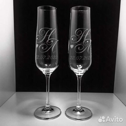 Гравировка на свадебных бокалах
