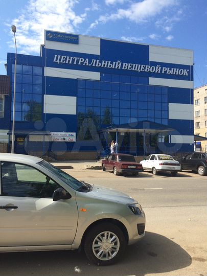 Торговая площадь, 1000 м²