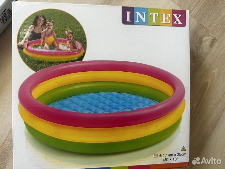 Детский надувной бассейн intex