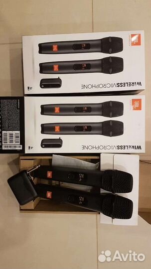 Микрофон беспроводной jbl