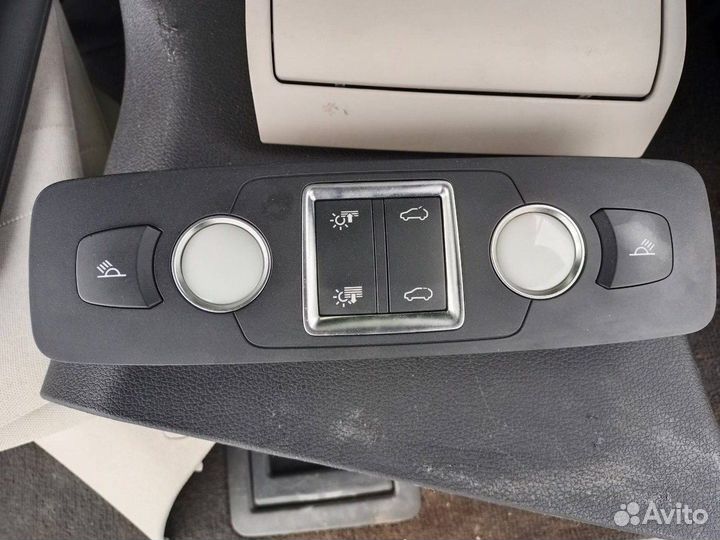 Плафон Audi Q7 4L BAR