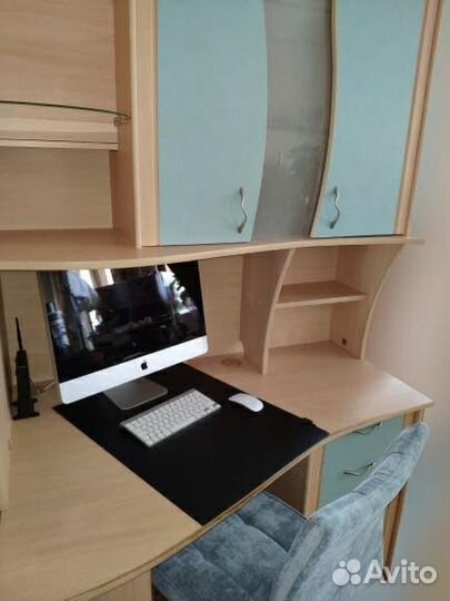 Компьютерный стол