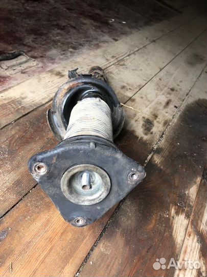 Амортизатор ford focus 3 передний левый