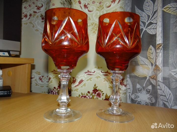 Хрустальные бокалы