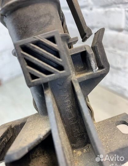 Радиатор охлаждения двигателя Mazda 3 BK 1.6 2005