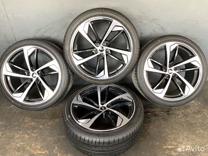 Колеса оригинал Audi Q7 New 4m R22