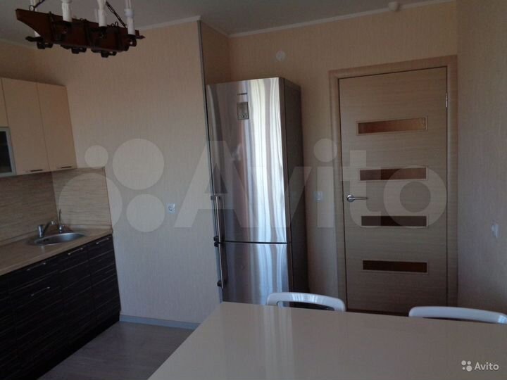 2-к. квартира, 75 м², 8/10 эт.