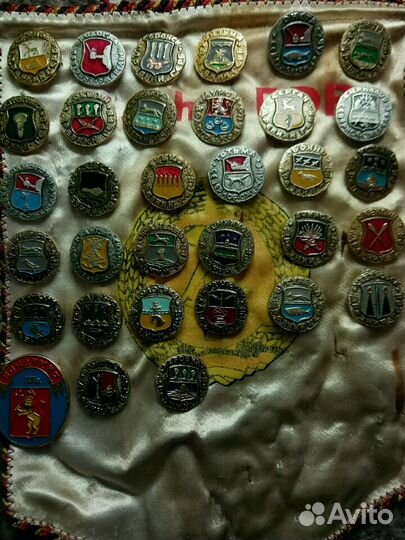 Советские значки древний герб 33 шт