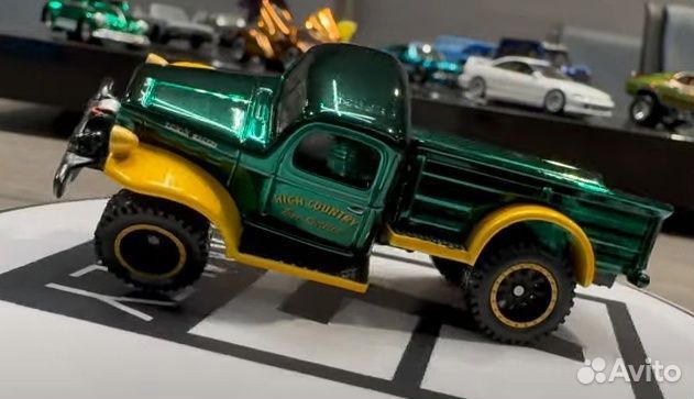 Hot Wheels RLC Dodge Power Wagon Holiday