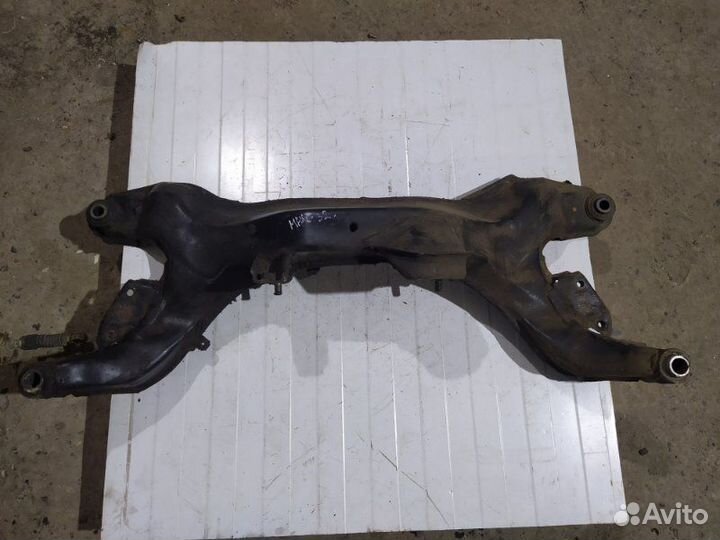 Подрамник передний передний Nissan Maxima 32 седан