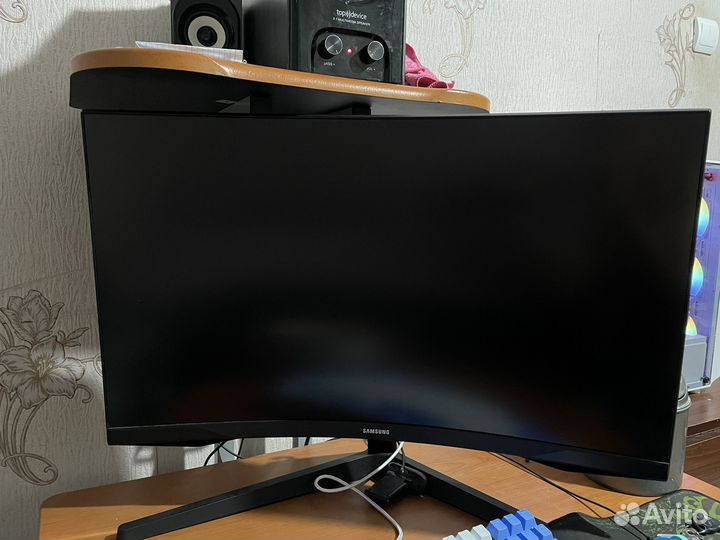 Samsung Odyssey G5 c27g55tqwi (2k 144гц)