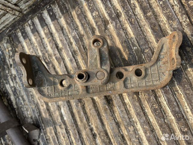 Прицепная серьга в сборе