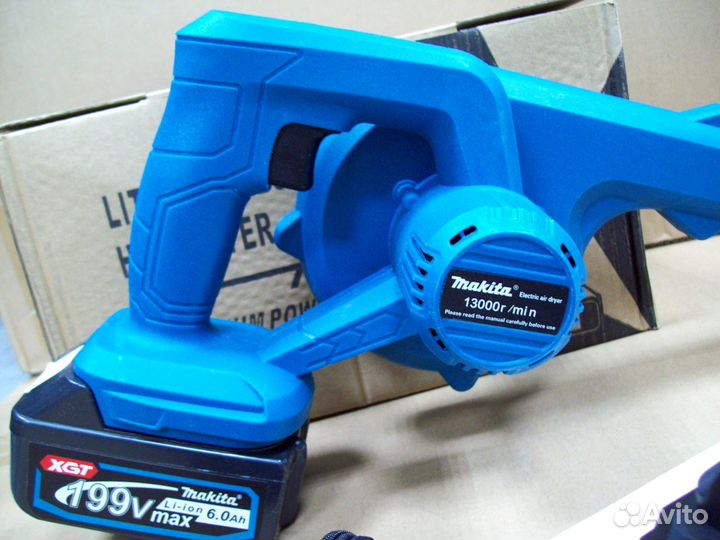 Воздуходувка аккумуляторная Макита с 2 акб