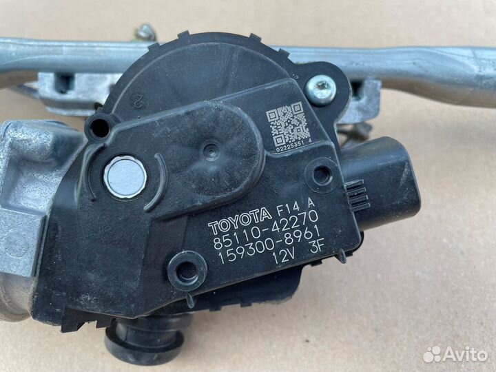 Трапеция стеклоочистителей рав 4, 2021 год, Европа