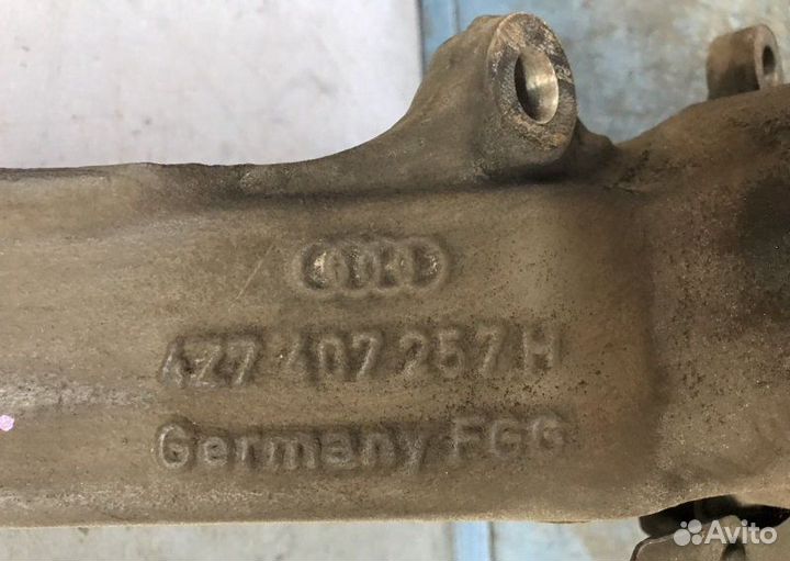 Ступица передняя левая Audi A6 C5 allroad