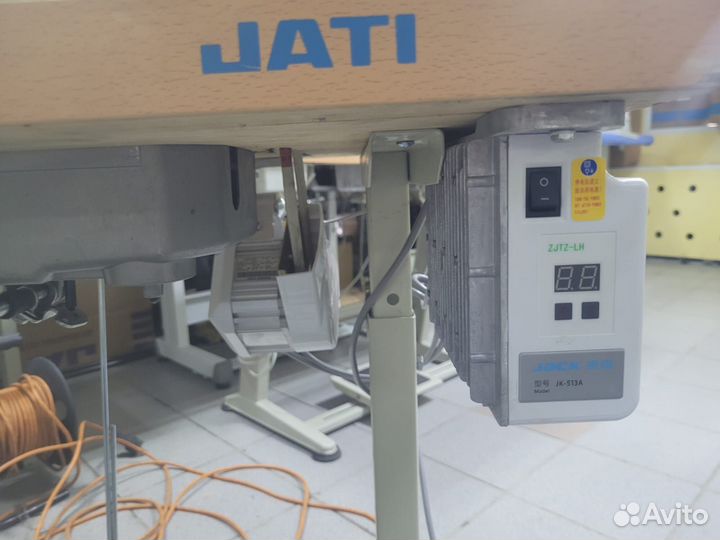 Двухигольная швейная машина Jati 6842-005 Б/У