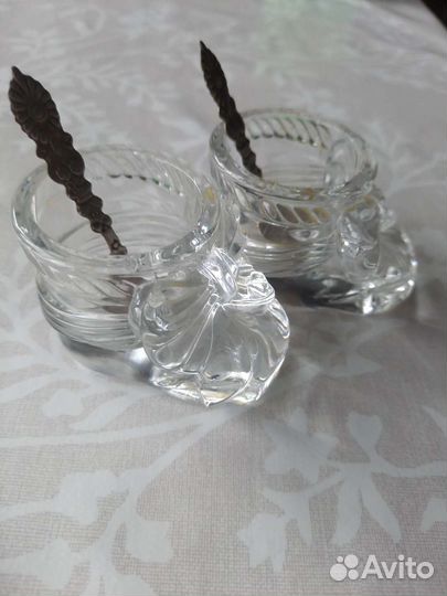 Солонка и перечница, Франция