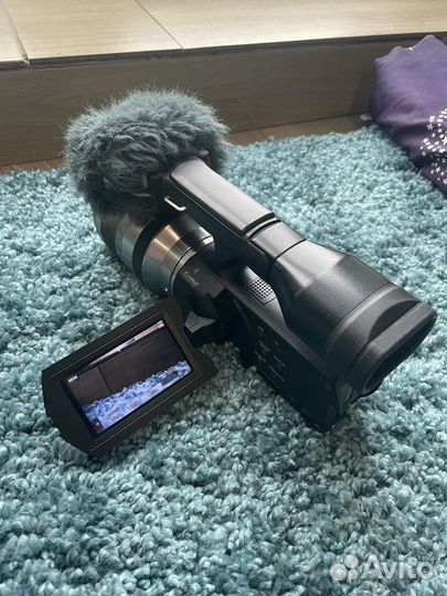 Видеокамера Sony Nex VG 20
