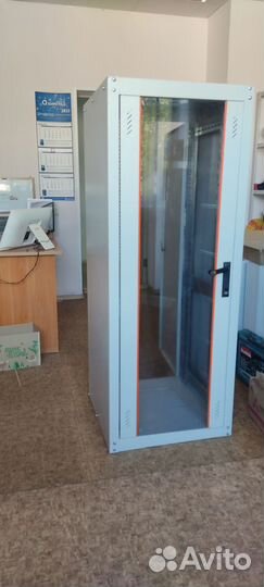 Серверный шкаф на 32юнита