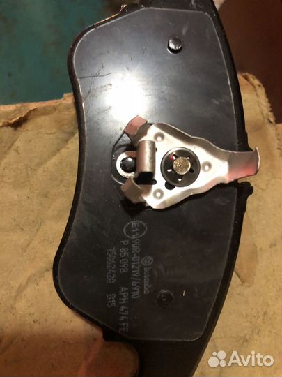 Тормозные колодки Brembo P 85 098