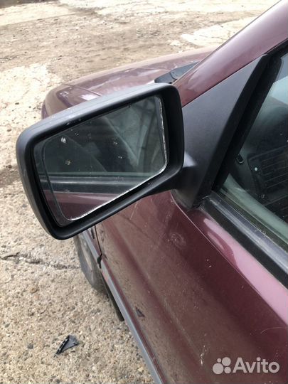 Зеркала на ford эскорт/1.3 л/ 1989г