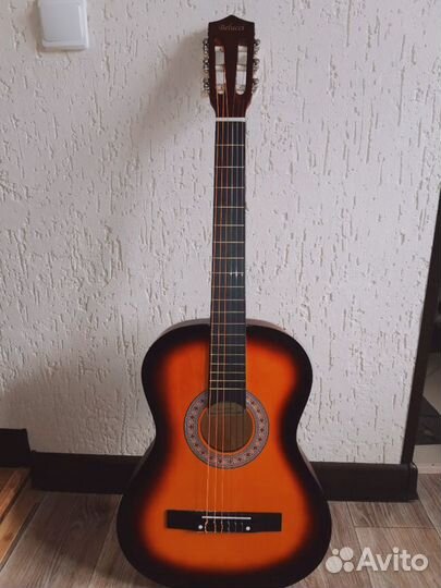 Гитара Belucci