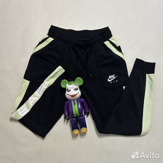 Штаны Nike air max