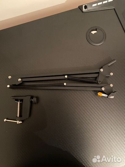 Пантограф для микрофона