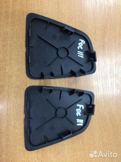 Ford Focus 3 Заглушка крышки багажника