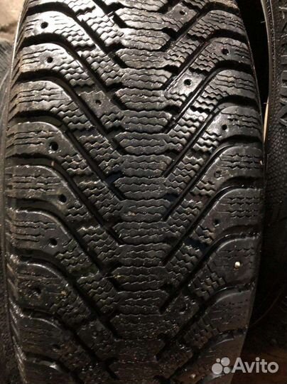 Goodyear UltraGrip 245/70 R16