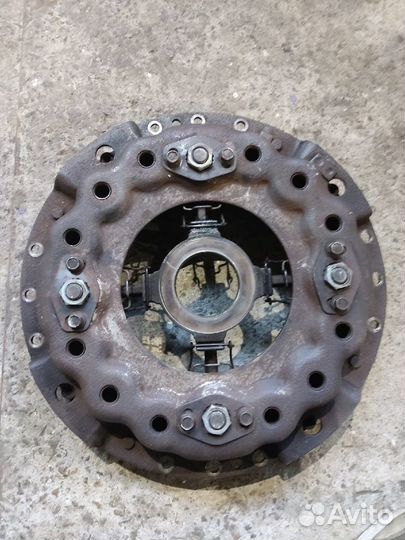 Корзина сцепления Nissan Diesel MK260 MD92