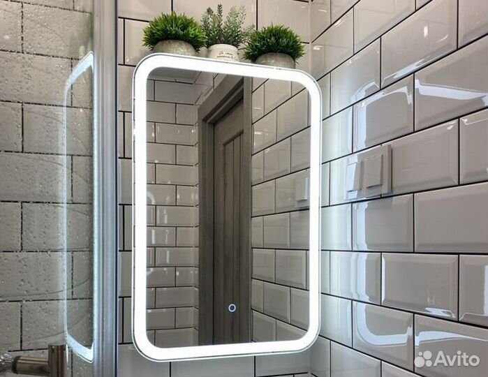 Зеркальный шкаф в ванную Verginia