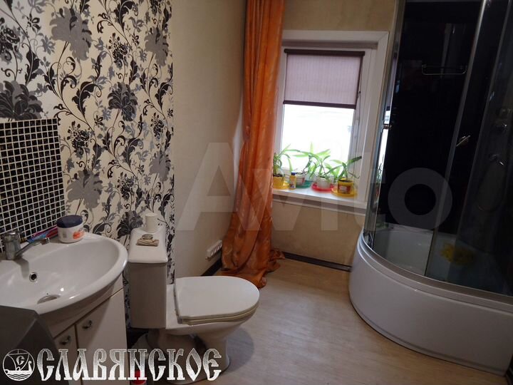 Дом 32 м² на участке 3 сот.