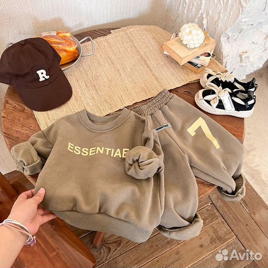 Детский костюм спортивный новый