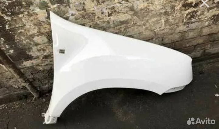 Крыло Рено Дастер 10