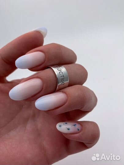 Маникюр с покрытием