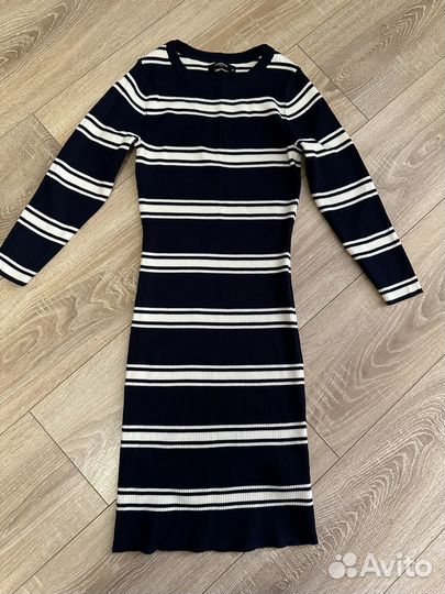 Платье новое Reserved, р.S