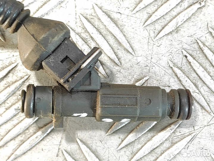 Форсунка двигателя Chery Fora 2006-2010