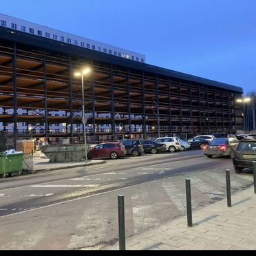 Машиноместо