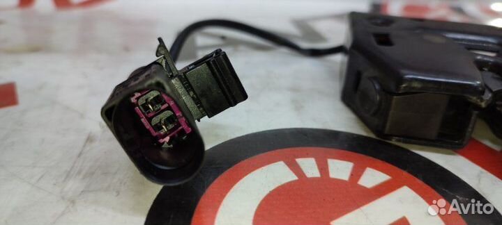 Замок капота Audi A6 4G CGW 18.04.2011